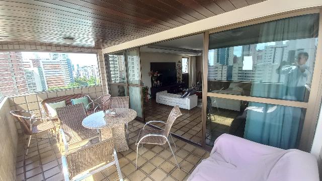 Graças Edf Don Perignon 4 quartos todos sts 220m² a/alto armários 3 vgs