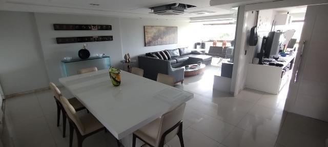 Poço da Panela 4 suítes lavabo 196m² todo pronto porcelanato vda integrada lazer 3 vgs