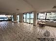 Sala com v
