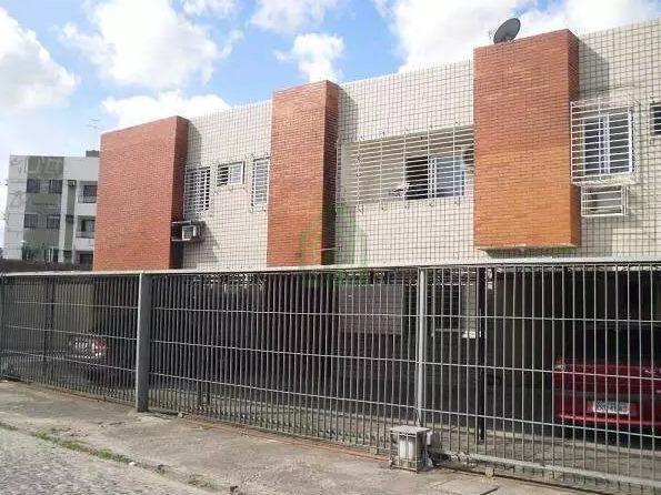 Apartamento à venda no Cordeiro, 3 quartos sendo 1 suíte, 1 vaga coberta. (Edf. Karol Wojtyla)