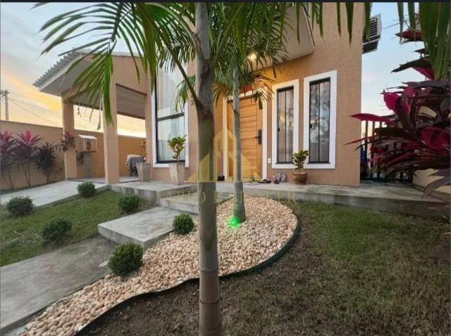 Fábio B Broker apresenta linda casa duplex com 2 suítes