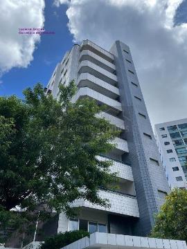 Apartamento com 3 quartos sendo 1 suíte, Casa Forte, Recife PE