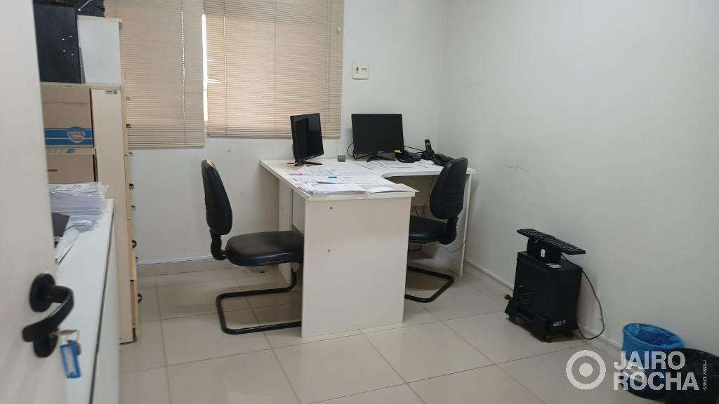 CASA COMERCIAL RUA BRIGADEIRO MELIBEU - PIEDADE - Foto 39