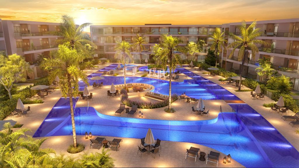 MALIA BEACH EXPERIENCE