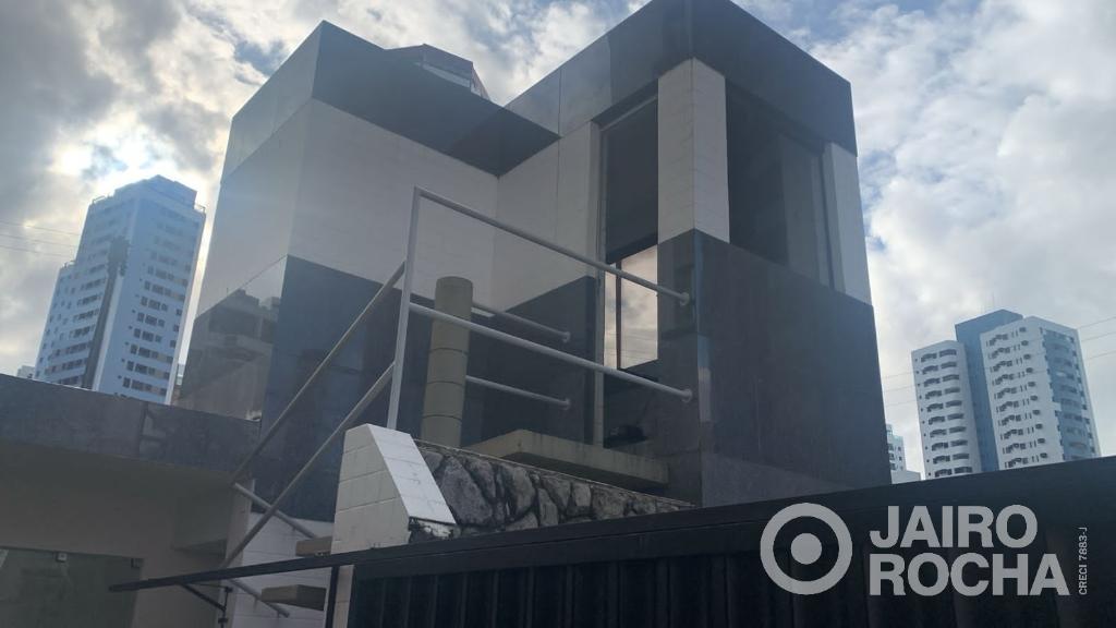 EDF. CHATEAU BEAUJOLAIS