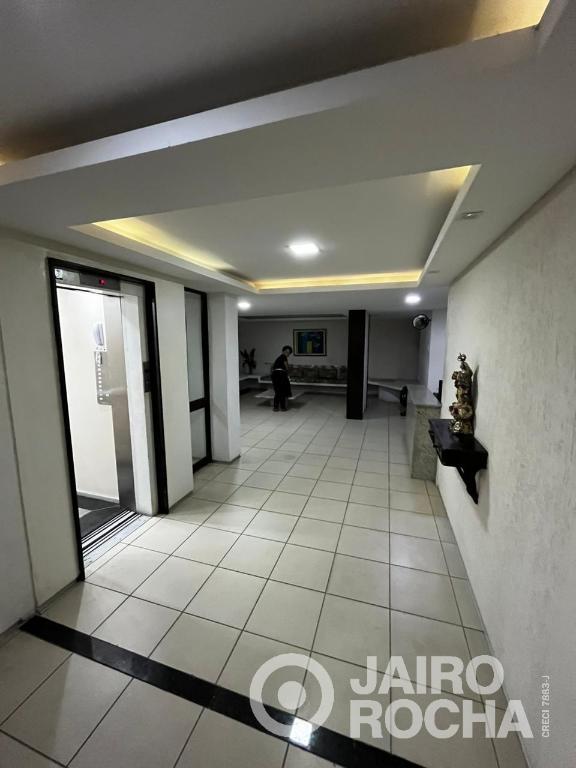 EDF. ROYAL EMBASSY - Foto 4