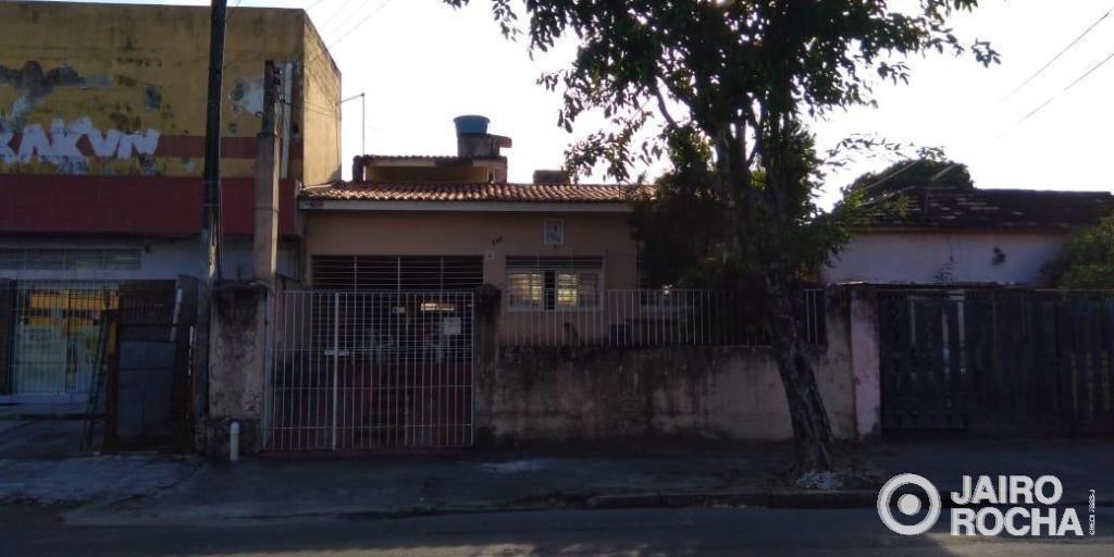 CASA RES. EM CAMPO GRANDE