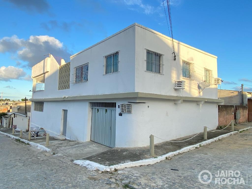 CASA RESIDENCIAL AV. GUARAPUAVA N° 09 IBURA UR-02