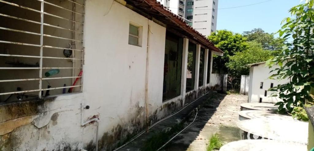 CASA RESIDENCIAL RUA PEDRO ERNESTO N°123 CAXANGÁ   - Foto 1