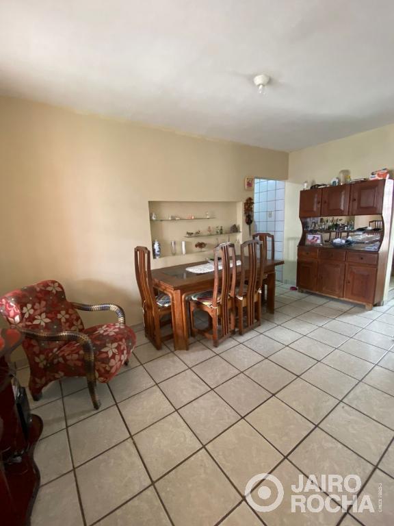 CASA RESIDENCIAL - RUA LUZIA DE ARAÚJO SOARES - CARUARU - Foto 8