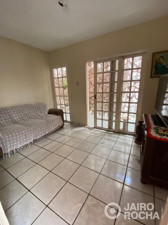 CASA RESIDENCIAL - RUA LUZIA DE ARAÚJO SOARES - CARUARU - Foto 9