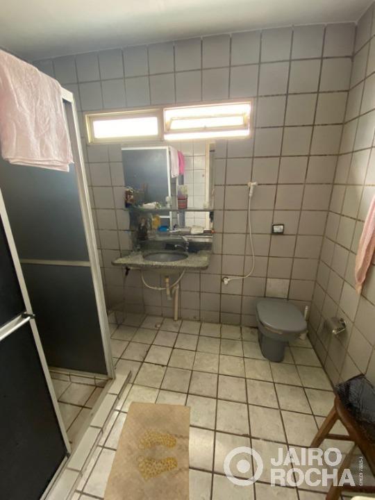 CASA RESIDENCIAL - RUA LUZIA DE ARAÚJO SOARES - CARUARU - Foto 19