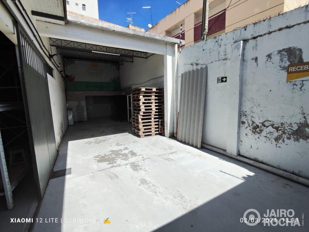 CASA COMERCIAL / RECIDENCIAL - RUA CORONEL DÁRIO FERRAZ DE SÁ - CANDEIAS   - Foto 37