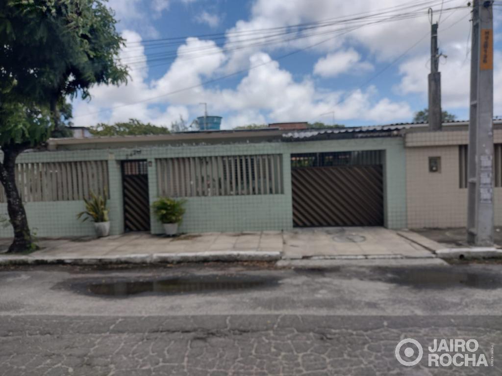 CASAA RESIDENCIAL RUA GENERAL FRANCISCO FIGUEIROA  - AREAIS 