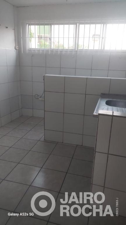 CASA RESIDENNCIAL RUA CÁRCERES - CANDEIAS  - Foto 12