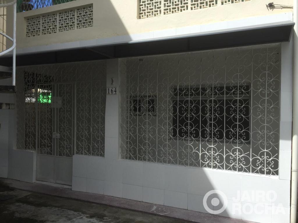CASA NA RUA RAIMUNDO TEIXEIRA