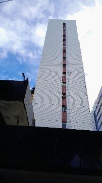 ALUGO APARTAMENTO NO ESPINHEIRO