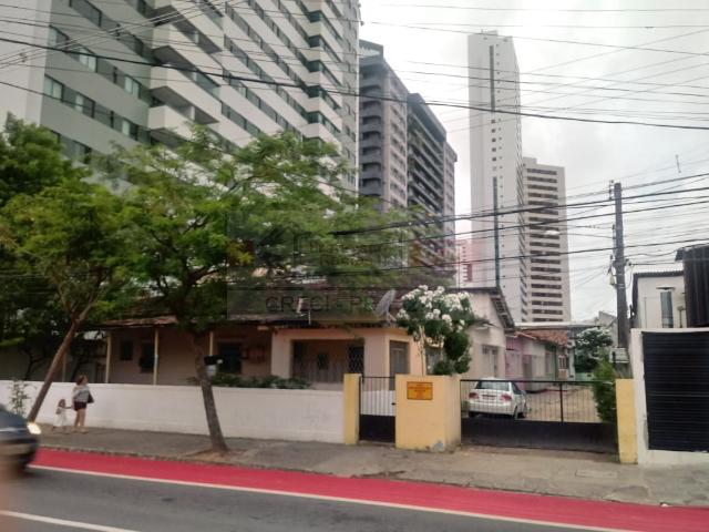 ALUGA-SE PARA COMERCIO , ÁREA ( 380 M2 )