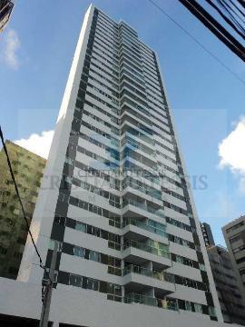 Edf Madona das Rochas na Rua Francisco da Cunha