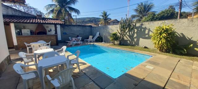 Excelente casa próximo Av. Central