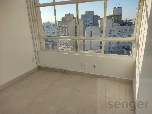 Sala/Casa Comercial - Padrão - Locação