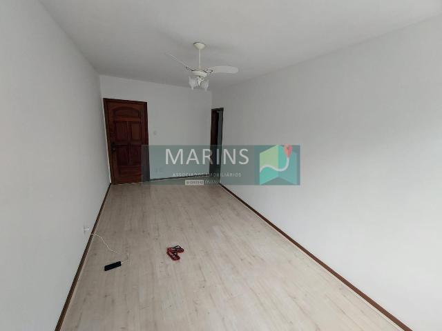 Oportunidade apartamento com elevador e garagem 500 m da praia