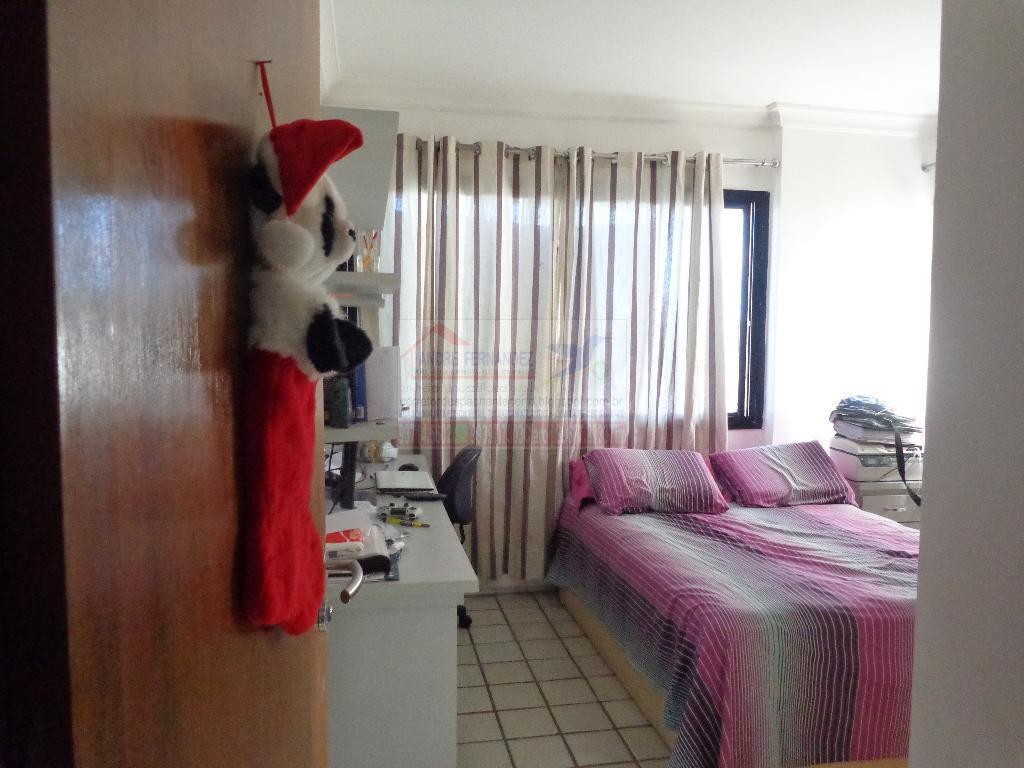 Cobertura à venda com 5 quartos, 3 suítes, 3 vagas e 340m² no Parnamirim, Recife (PE) — foto 21 de 30