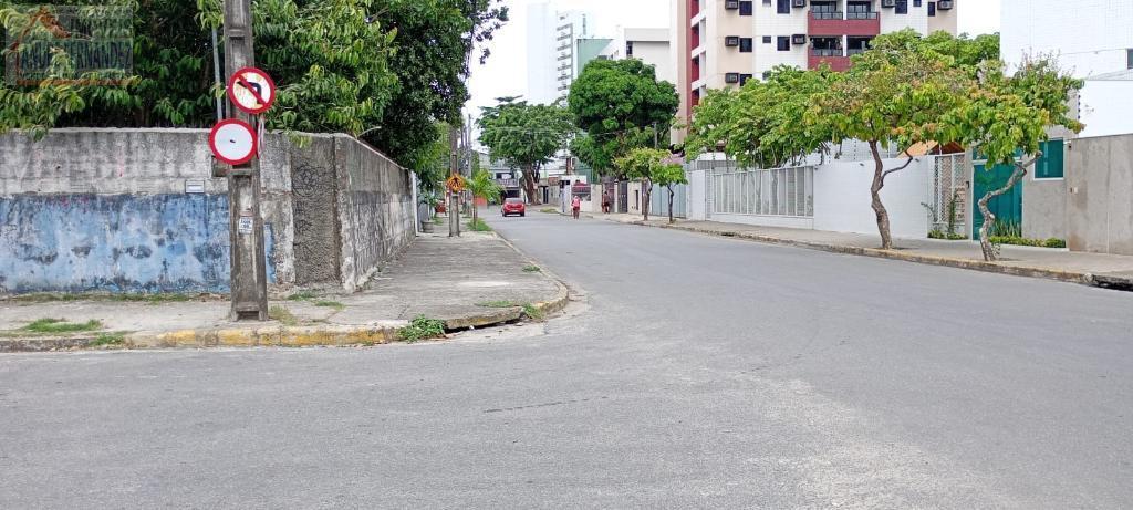 Casa à venda com 5 quartos, 2 banheiros, 2 vagas e 200m² no Prado, Recife (PE) — foto 30 de 30