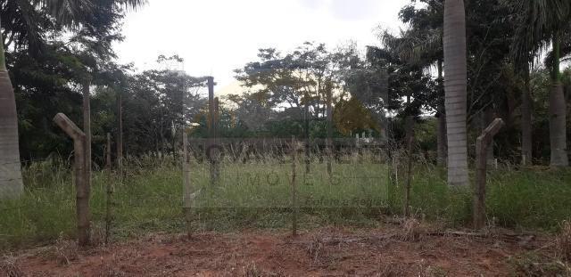 Lote com 2 mil m2 já com casa iniciada Condomínio 7 Nascentes