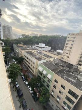 Amplo apartamento no miolo de Icaraí, 3 quartos, amplo e arejado. Oportunidade!!!