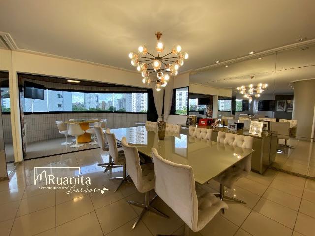 Apartamento 4 quartos com suíte máster em Casa Forte 215m²