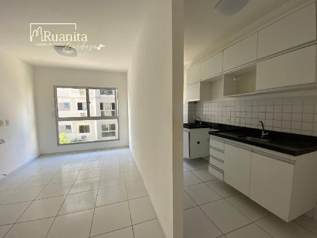 Apartamento para venda tem 45 metros quadrados com 2 quartos em Candeias